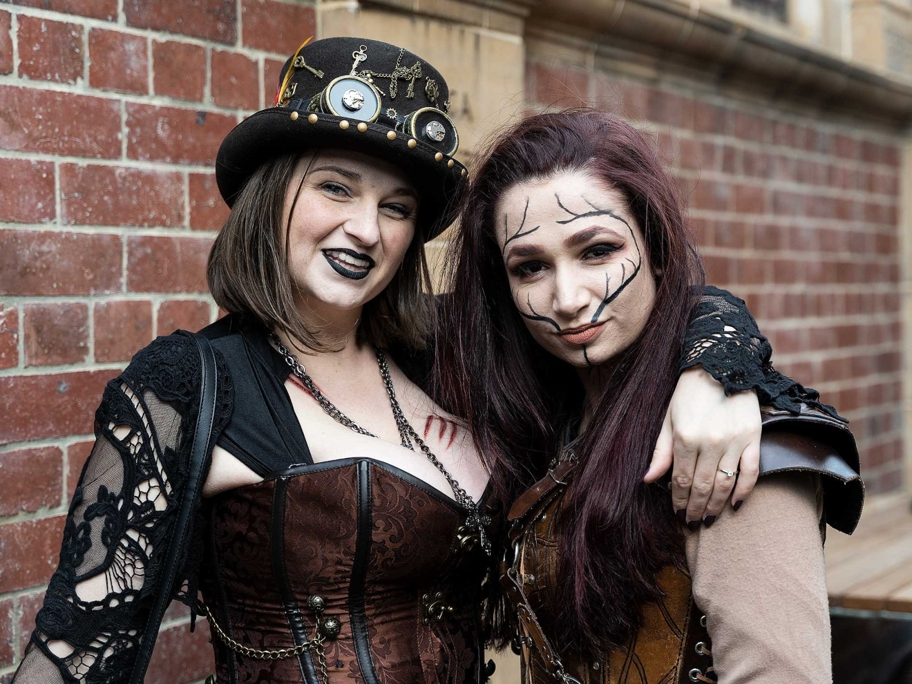 An Introduction to the Staring Gaze of Steampunk