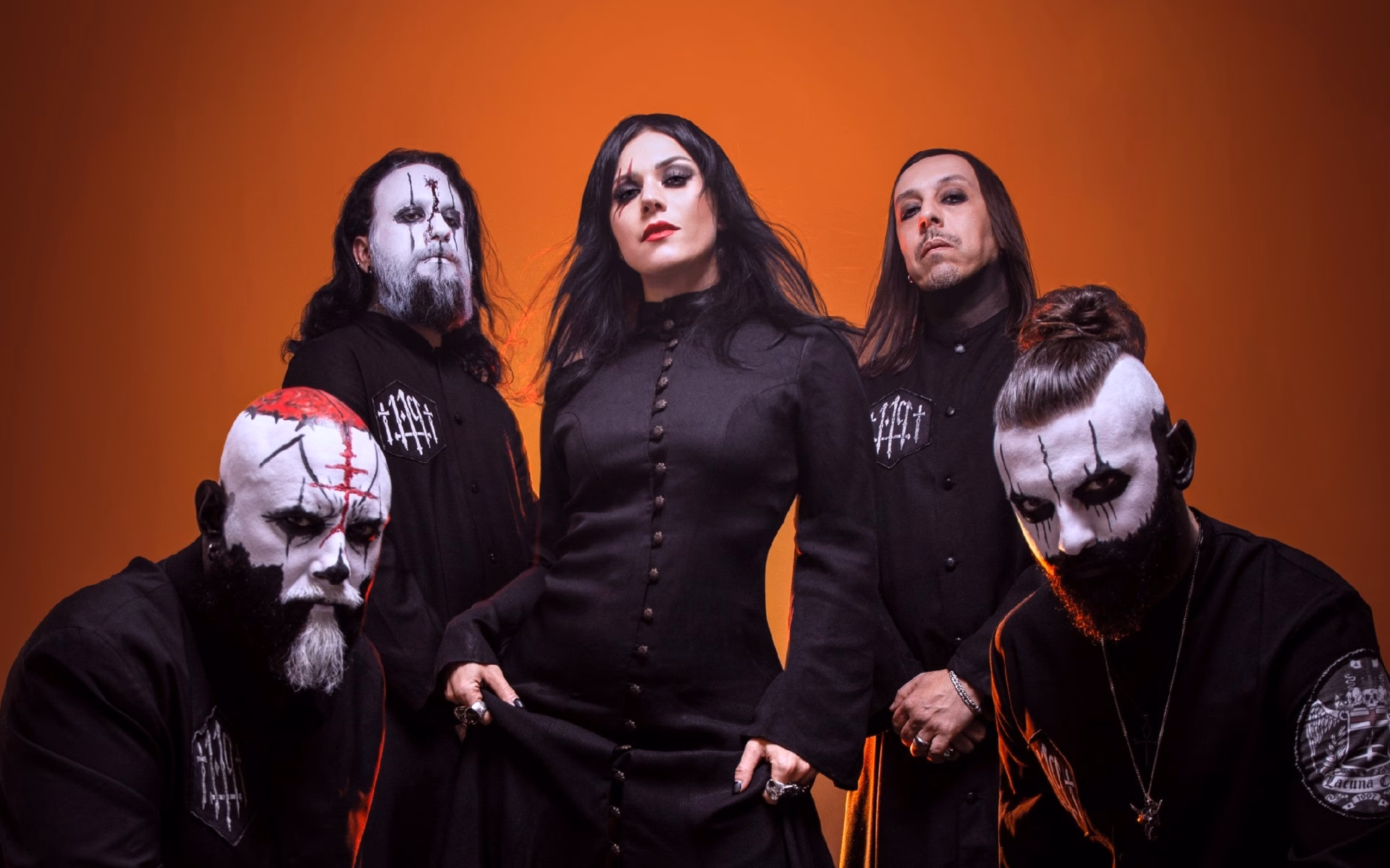 Lacuna Coil: Weaving the Threads of History, “Gravity,” and a Colombian Stage