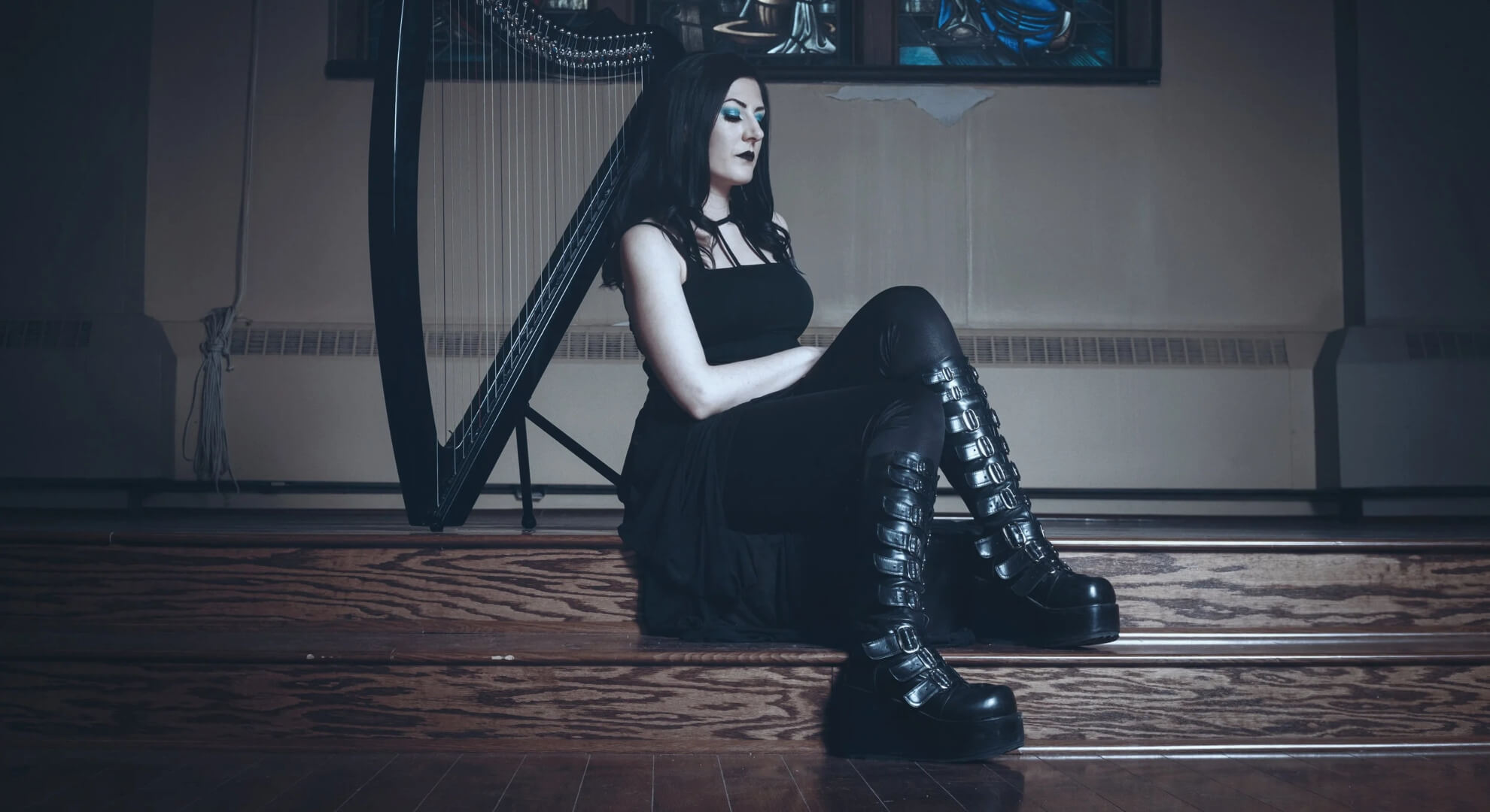 Lindsay Schoolcraft: From Cradle of Filth Exit to Autonomy with &lsquo;Lighthouse&rsquo;